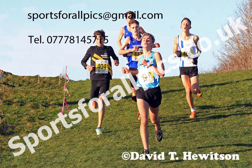 Mens under-17s, 2022 North Eastern Cross Country Champs., Temple Park, South Shields.  Photo: David T. Hewitson/Sports for All Pics